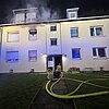 FW-GE: Brand in einem Mehrfamilienhaus in Gelsenkirchen-Hassel: Vier Personen nach nächtlichem Einsatz im Krankenhaus