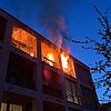 FW-E: Ausgedehnter Wohnungsbrand in Senioreneinrichtung in Essen-Kettwig - mehrere Wohnungen vorübergehend unbewohnbar