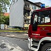 FW Lage: Balkonbrand in Mehrfamilienhaus