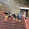 FW-EN: Feuerwehr bekämpft Dachstuhlbrand