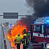FW-NE: Pkw-Brand auf der Fleher Brücke | Keine Verletzten