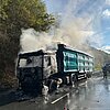 FW-OE: Lkw-Brand auf der B55 - aufwendige Löscharbeiten bei brennendem Sattelzug