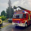 FW-DT: Brennende Tanne nach Blitzeinschlag