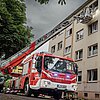 FW-E: Feuer im Mehrfamilienhaus - Matratze fängt Feuer