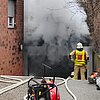 FW Grevenbroich: Erstmeldung: Starke Rauchentwicklung durch Feuer in Tiefgarage in Neuenhausen