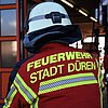 FW Düren: Küchenbrand in der Südstadt: Eine verletzte Person; Wohnung nicht mehr bewohnbar