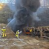 FW Grevenbroich: Zwei Verletzte bei Brand in Bergbaubetrieb Zahlreiche Feuerwehrkräfte im Einsatz
