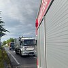 FW-MK: Feuerwehr eskortiert rauchenden Müllwagen durchs Stadtgebiet
