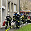 FW Hagen: Kellerbrand in Gebäude - starke Rauchentwicklung