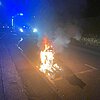 FW-EN: Wetter - Brand eines Kleinkraftrades in der Nacht