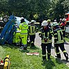 FW-BN: Arbeitsunfall in der Beueler Rheinaue - Arbeiter unter Traktor eingeklemmt