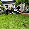 FW-Schermbeck: PKW rückwärts in Garten