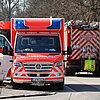 FW-E: Küchenbrand in Mehrfamilienhaus - drei Bewohner leicht verletzt