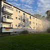 FW-MH: Brand in Mehrfamilienhaus in Mülheim an der Ruhr - Bewohner über Steckleiter gerettet