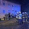 FW-AR: Zimmerbrand in Hammerweide - Zwei Verletzte bei nächtlichem Feuerwehreinsatz
