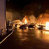 FW-OB: Zehn PKW brannten auf dem Gelände eines Autohauses