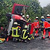 FW Königswinter: Feuerwehr befreit eingeschlossene Autofahrerin auf Parkplatz