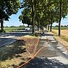FW Xanten: Flächenbrand an der B57 - Feuerwehr löscht brennenden Grünstreifen