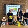 FW Lage: Neue Brandschutzkoffer für die Brandschutzerziehung in Lage